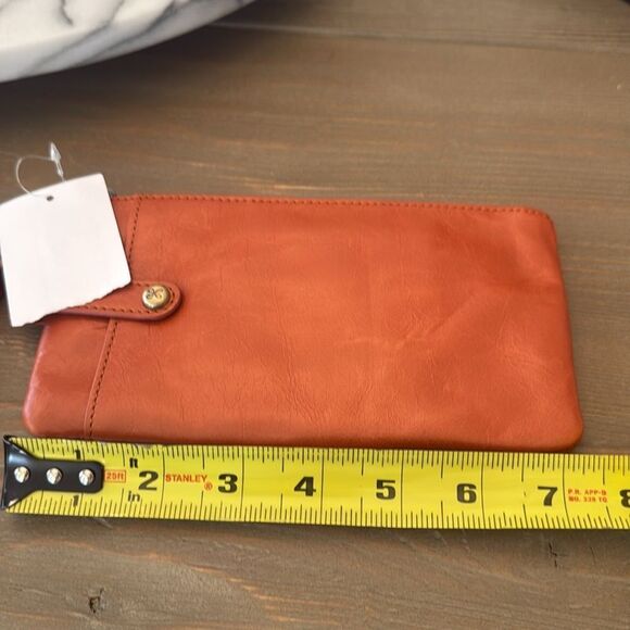 NWT Hobo wristlet - Picture 7 of 8